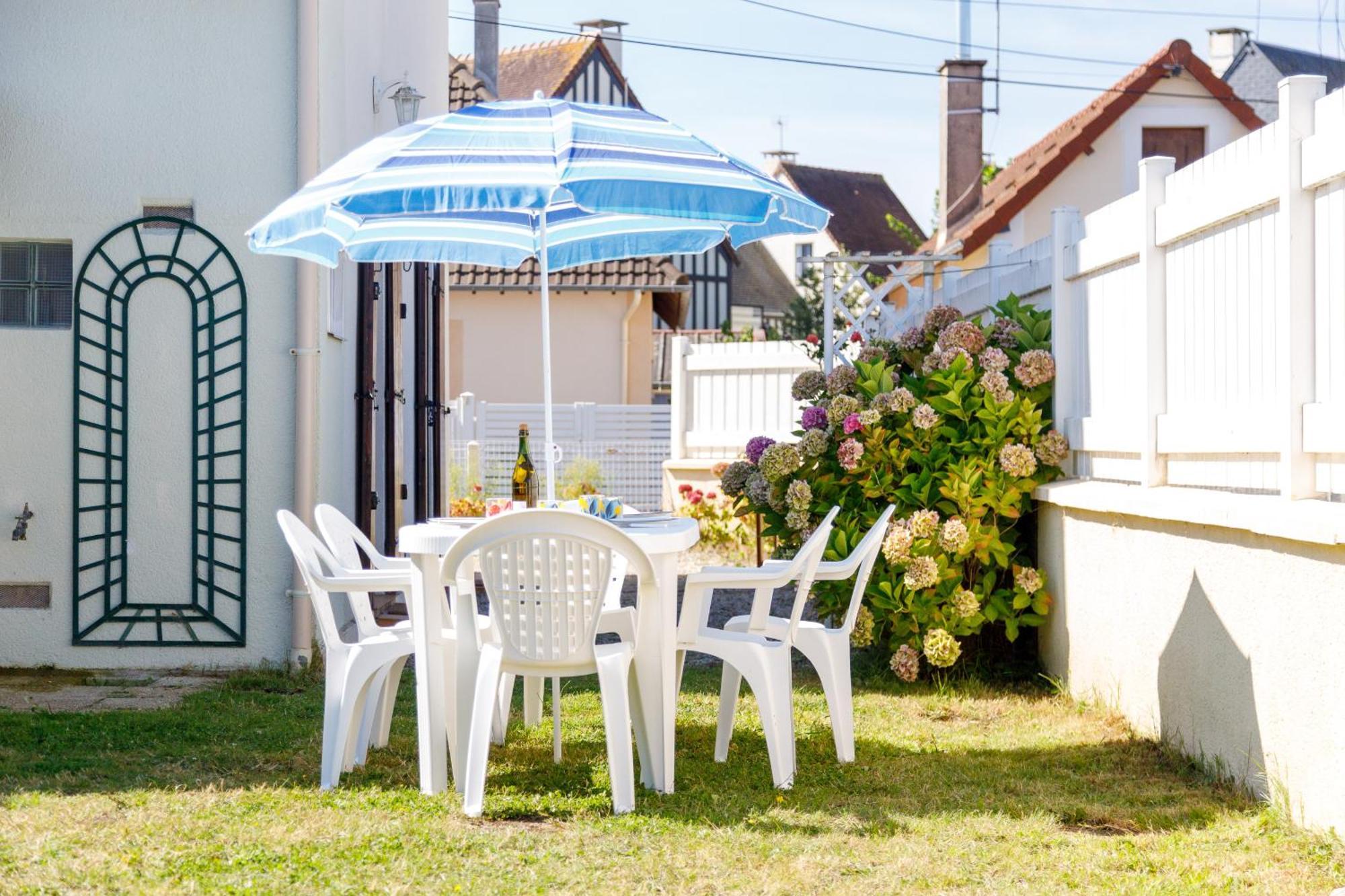 La Maison Cabourgeaise Proche Mer Zewnętrze zdjęcie